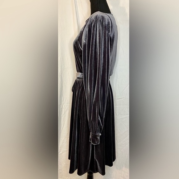 NWT Calvin Klein Balloon Sleeves Velvet Dress - Picture 4 of 14